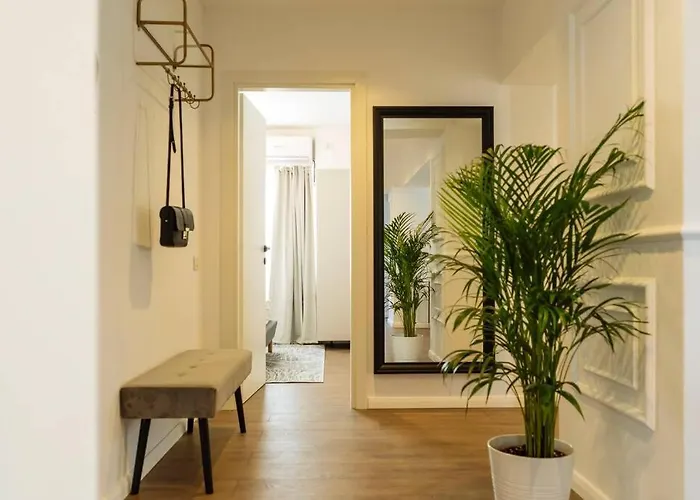 Apartment Panoramic - 4br - Piata Unirii *